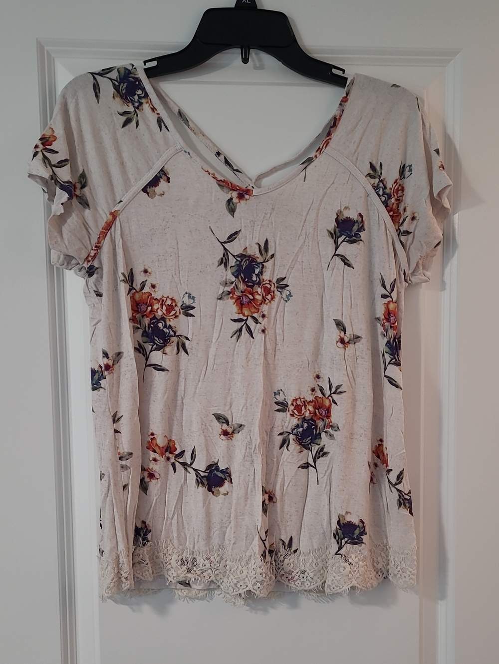Rewind Cream Short Sleeve Floral Top with Lace Hem